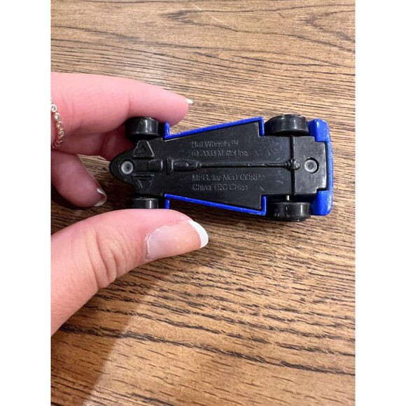 2003 Hot Wheels Diecast Blue Surf Boarder Car McDonalds Happy Meal Toy - Picture 4 of 4